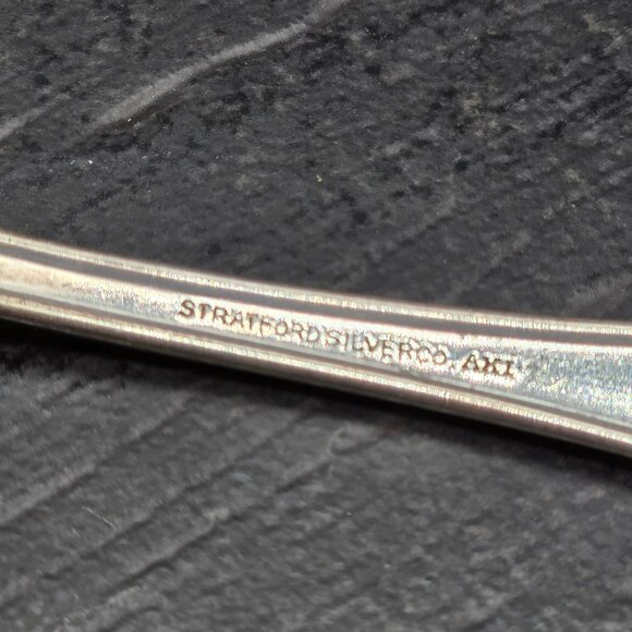 Vintage Stratford Silverplate Pie Server With Ornate Floral Handle Design HS269 - Picture 6 of 6